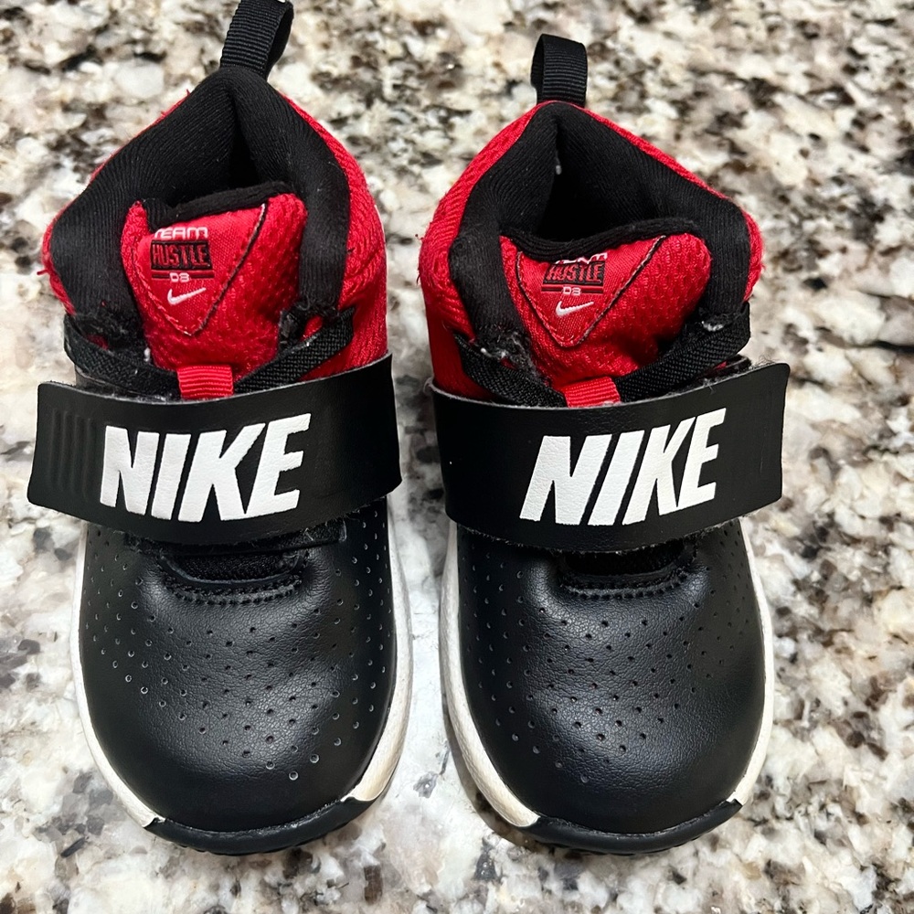 Nike Kids Black and Red Sneakers